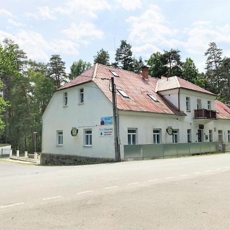 Penzion Zeleny Haj Merklín Eksteriør billede