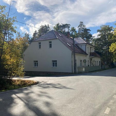 Penzion Zeleny Haj Merklín Eksteriør billede
